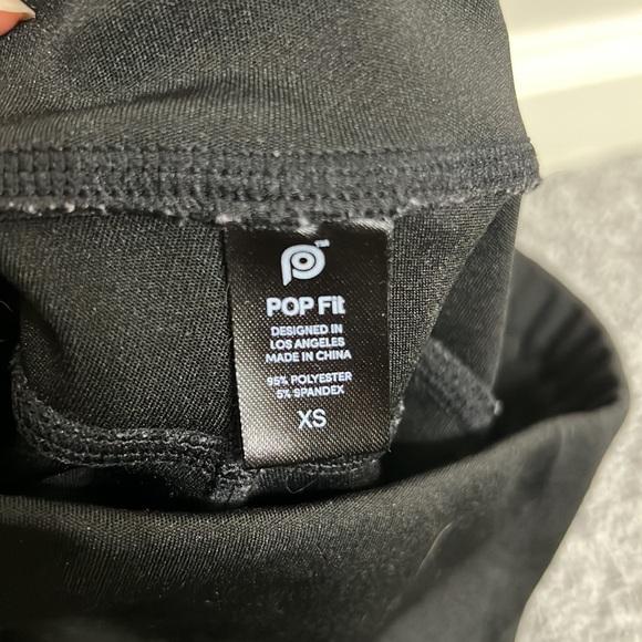 Full Length (with Pockets!) Mesh Panel Black Leggings - Picture 6 of 6